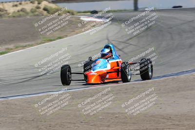 media/Jun-05-2022-CalClub SCCA (Sun) [[19e9bfb4bf]]/Group 3/Race/